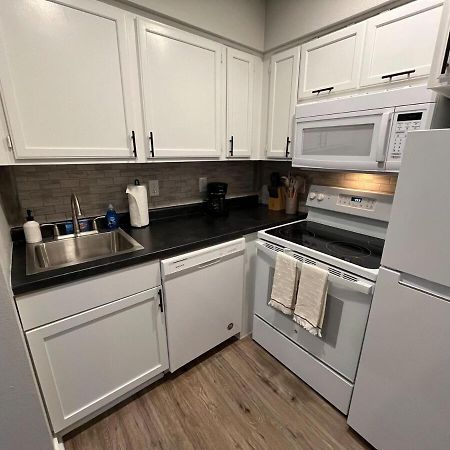 Aksarben Living-Cozy 1 Bdrm 1 Ba Apartment Омаха Екстериор снимка